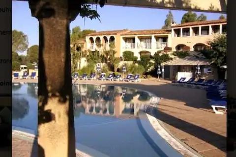 Chez Adriana Studio Vue Mer Avec Piscine Grimaud Luaran gambar